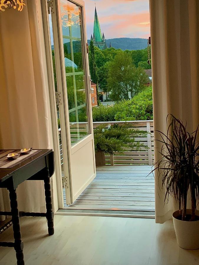 Private House-Terrace-Garden -Parking-Wifi-Smarttv Villa Trondheim Bagian luar foto